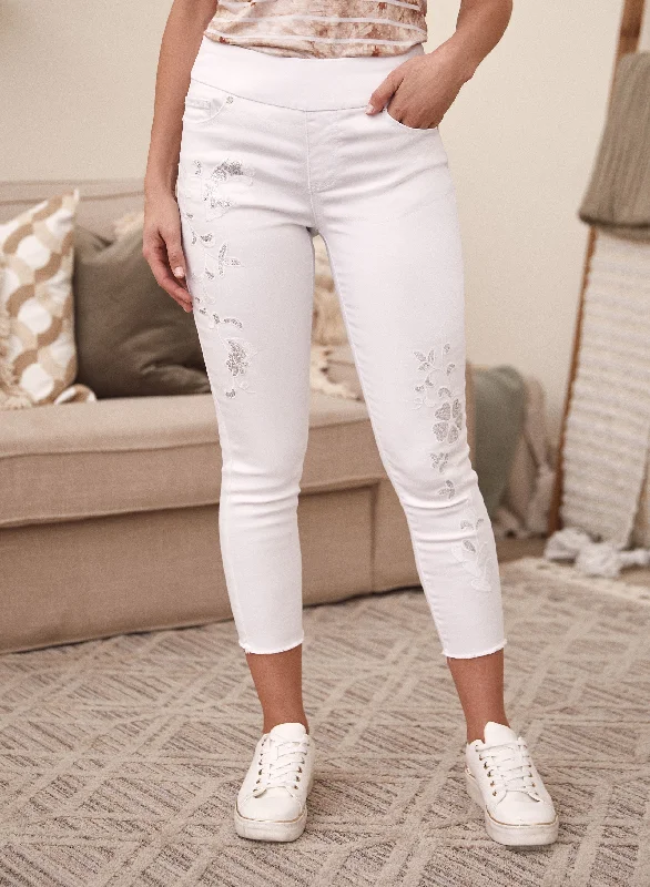 Embroidered Pull-On Denim Capris