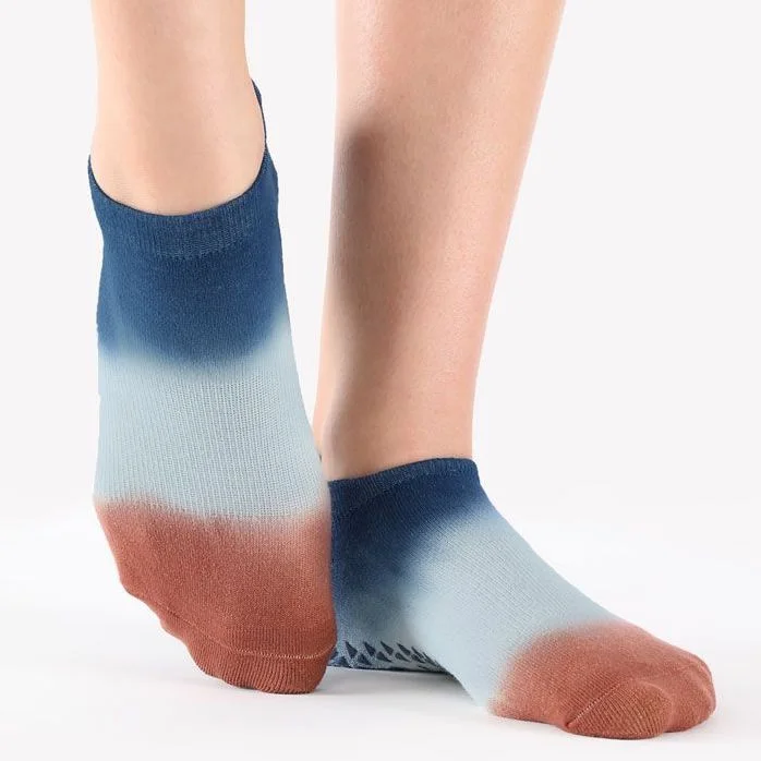 Wyatt Grip Sock - Coastal Night (Barre / Pilates)